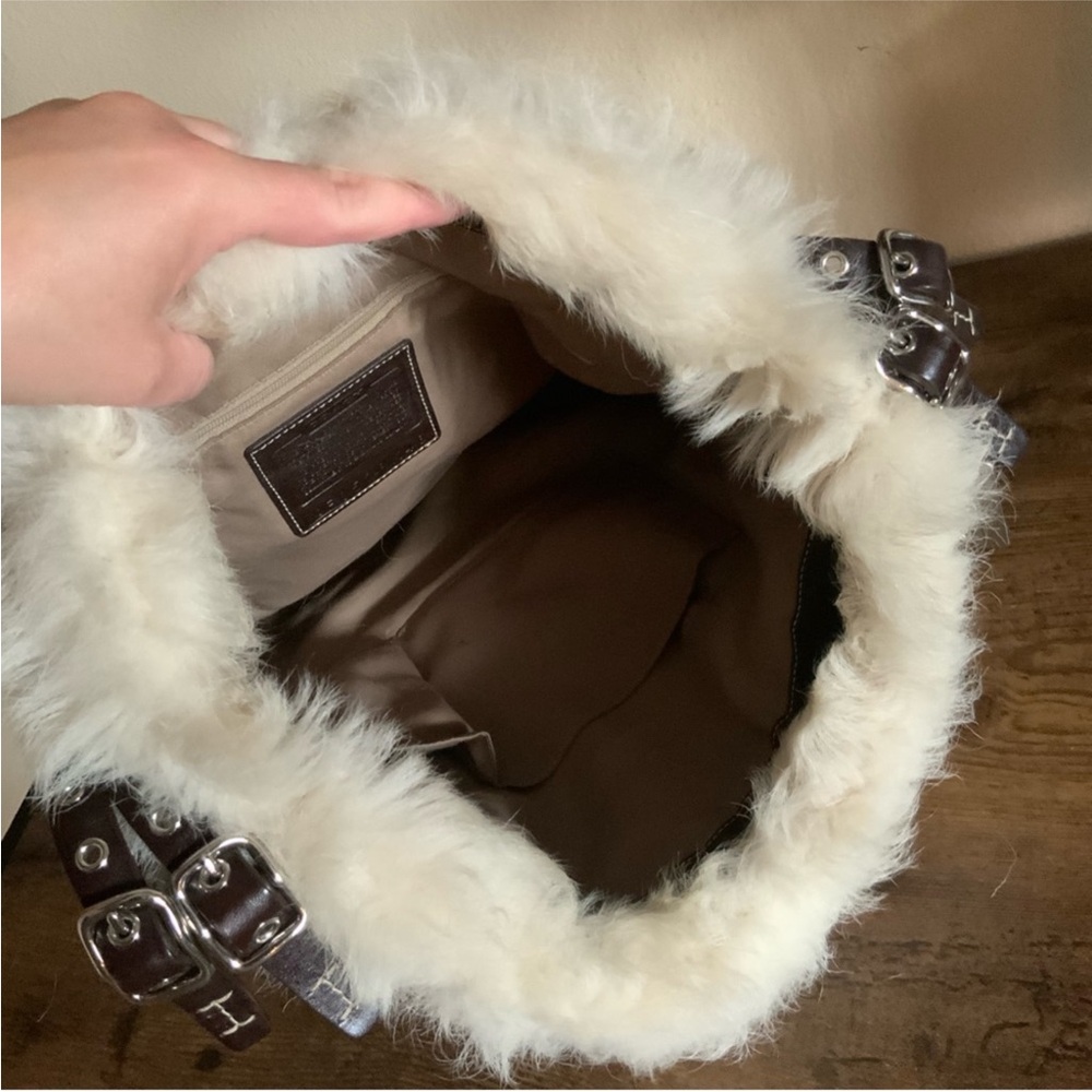 Coach Signature Set Handbag Tote Purse Wallet Winter Fur leather canvas - Picture 9 of 15